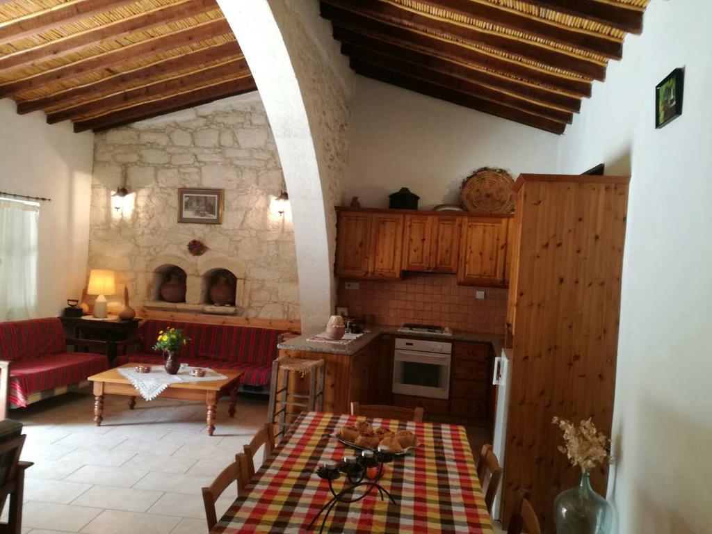 Loxandra Inn カースィカス エクステリア 写真